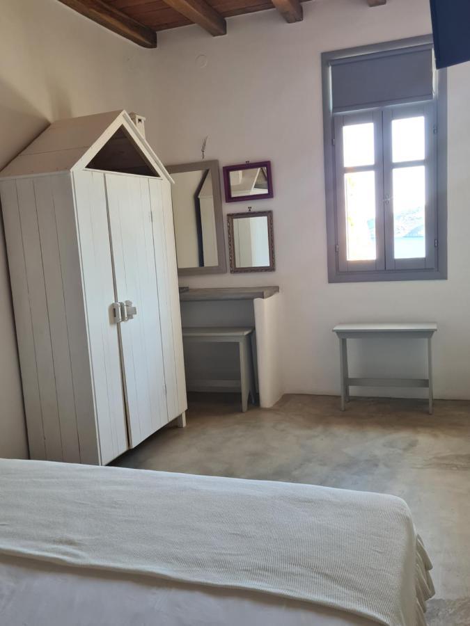 Asteroskoni Of Serifos Livadi  Buitenkant foto